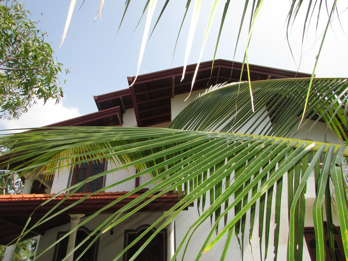 Falcon Villa Индурува Экстерьер фото